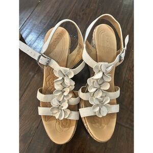 b.ø.c. White Evita Scrappy Sandal Women 10 Floral Spring Wedge Platform Spring